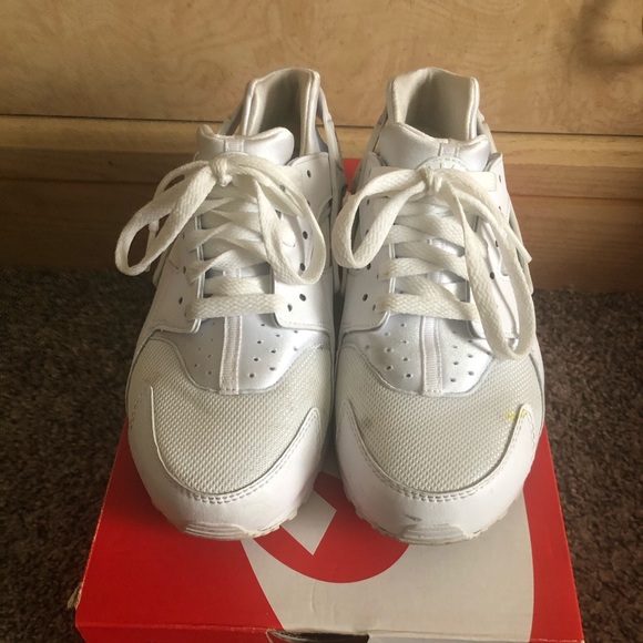 Nike Hurache - Picture 1 of 6